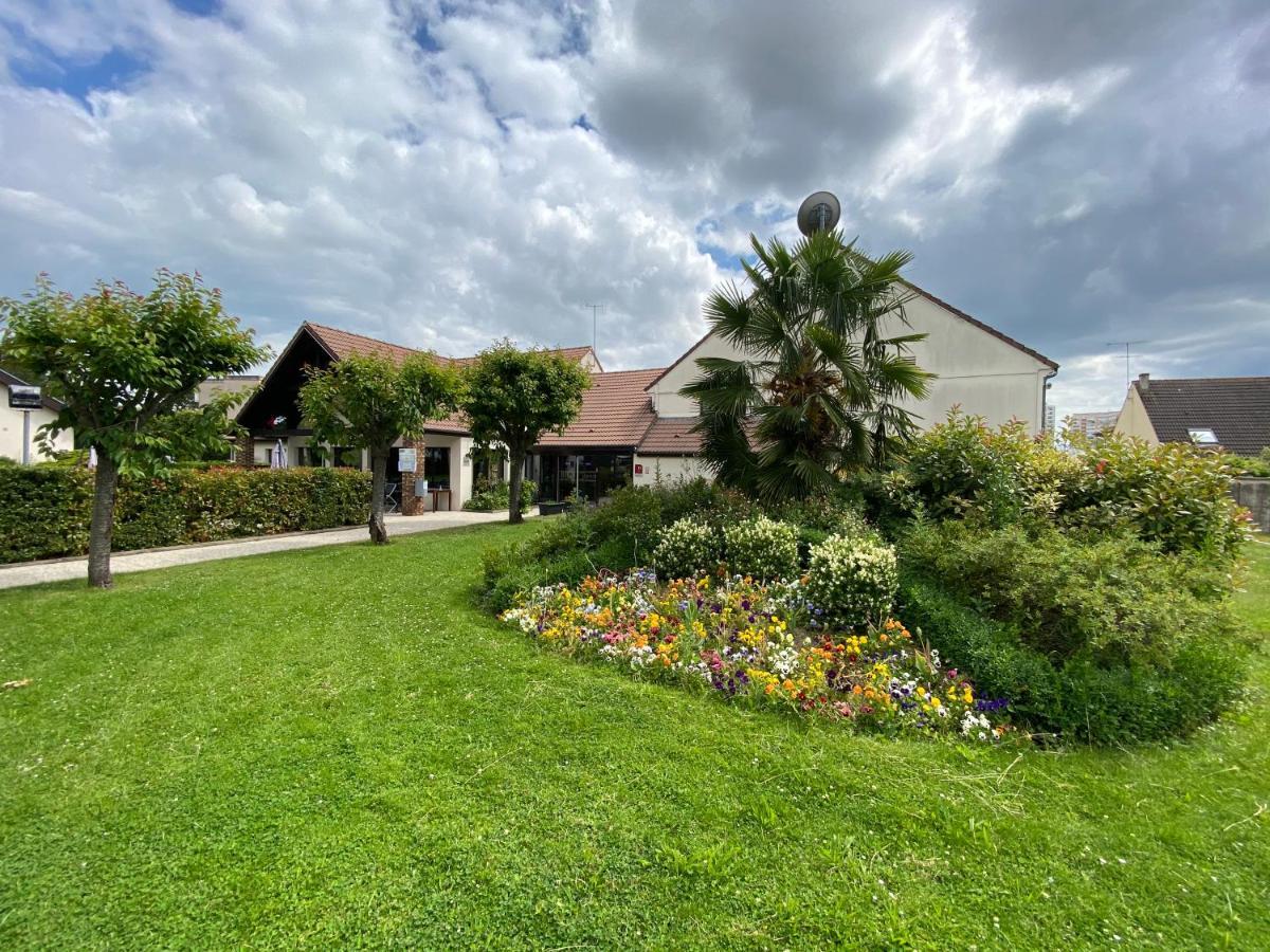 Kyriad Hotel Meaux Zewnętrze zdjęcie