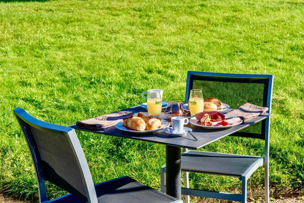 Kyriad Hotel Meaux Zewnętrze zdjęcie