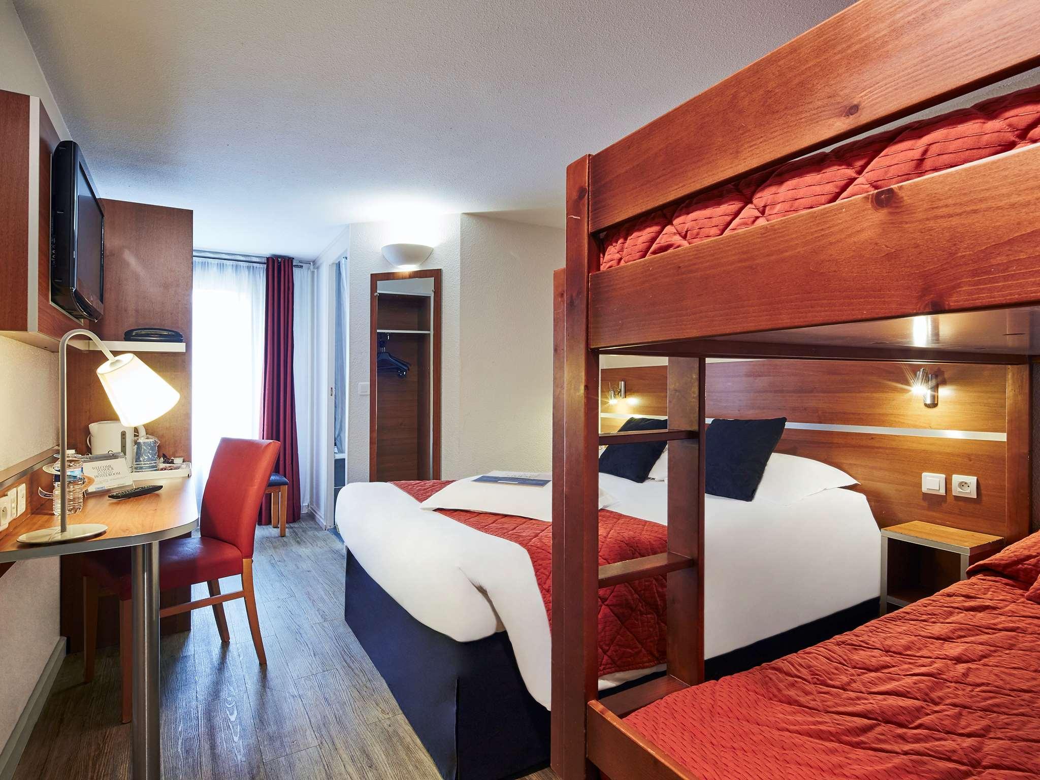 Kyriad Hotel Meaux Zewnętrze zdjęcie