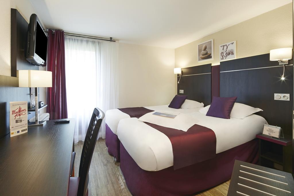 Kyriad Hotel Meaux Zewnętrze zdjęcie