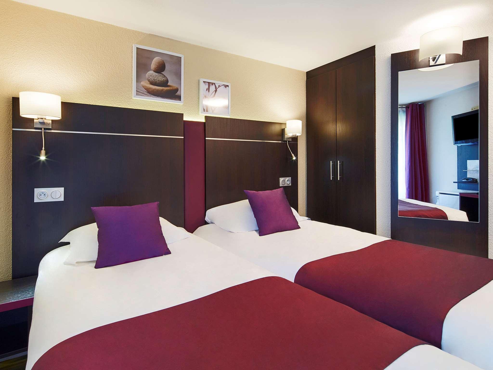 Kyriad Hotel Meaux Zewnętrze zdjęcie