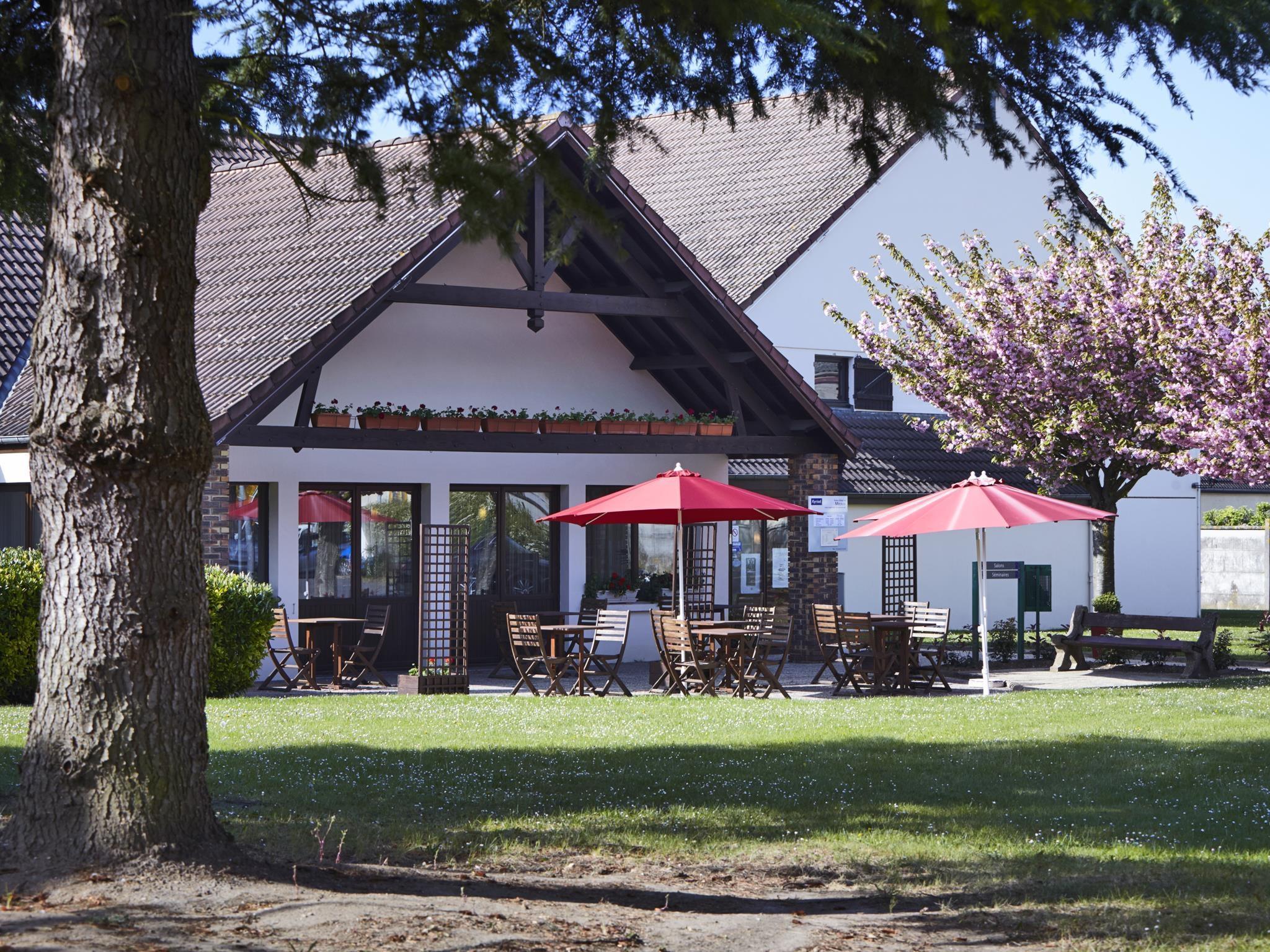 Kyriad Hotel Meaux Zewnętrze zdjęcie