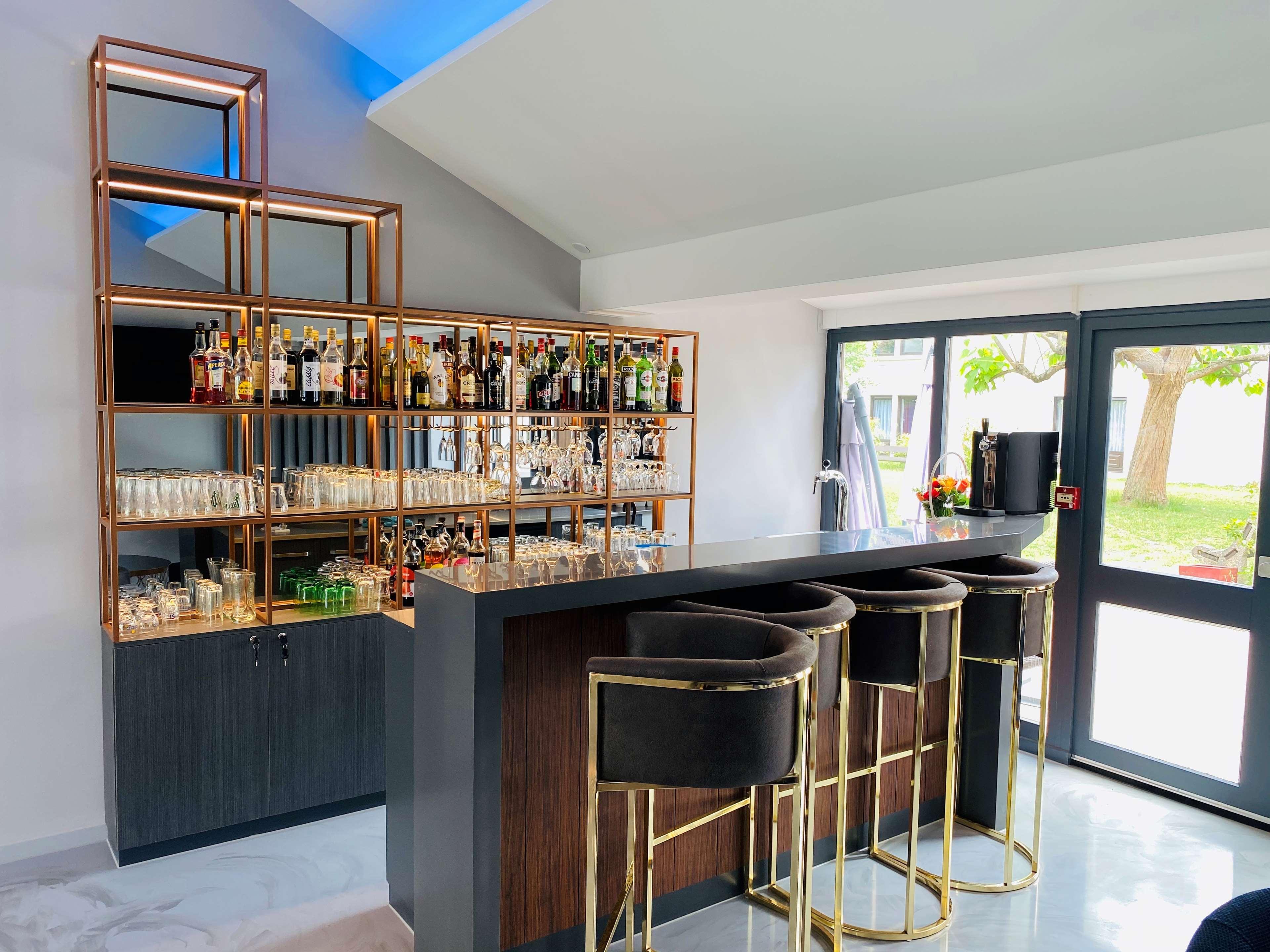 Kyriad Hotel Meaux Zewnętrze zdjęcie