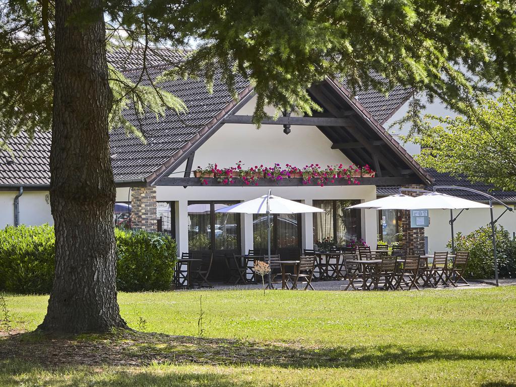 Kyriad Hotel Meaux Zewnętrze zdjęcie